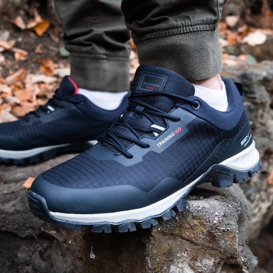 Men Waterproof Hiking Shoes Non Slip Lightweight Outdoor Sneakers